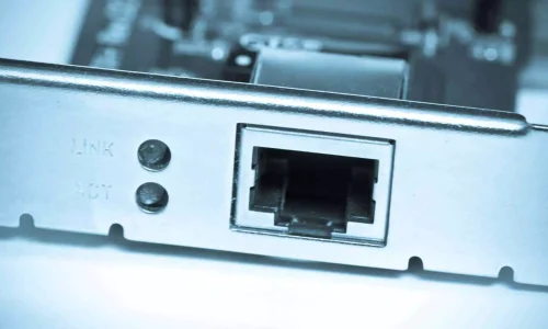 Placa de rede: escolha ideal para servidores e hotspots empresariais